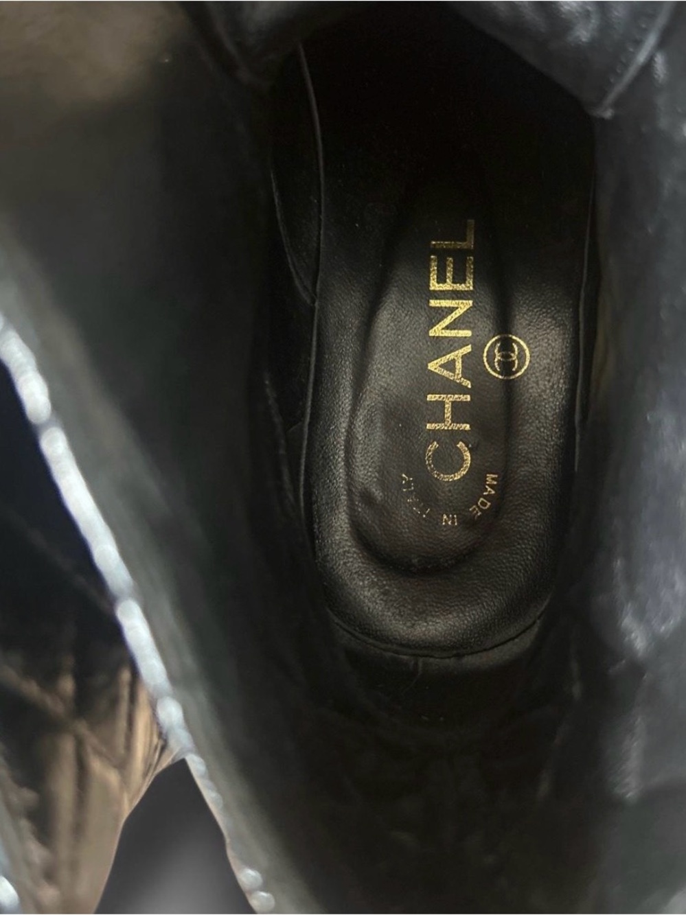 🖤CHANEL Black Quilted Leather Lace-Up Ankle Boots with Chain CC Accent - Picture 9 of 12